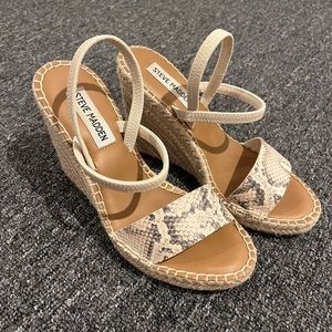 Steve madden wedges